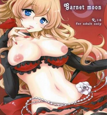 Shy Garnet moon Exhibitionist
